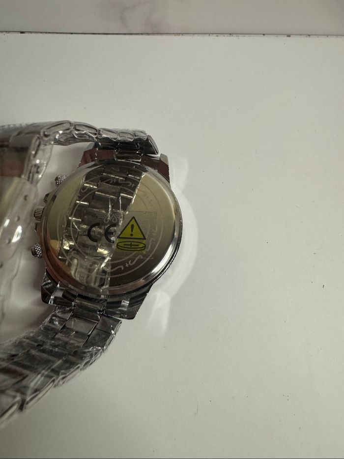 Montre homme - photo numéro 4