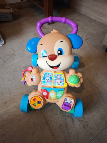 Chariot de marche Fisher Price neuf