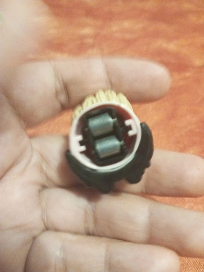 Tête sur roue Kinder - photo numéro 3