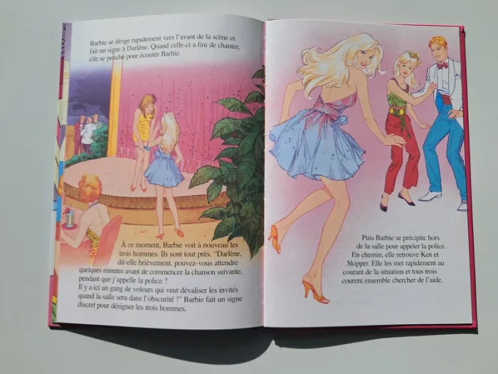 Livre Barbie Hôtesse de l'Air - photo numéro 3