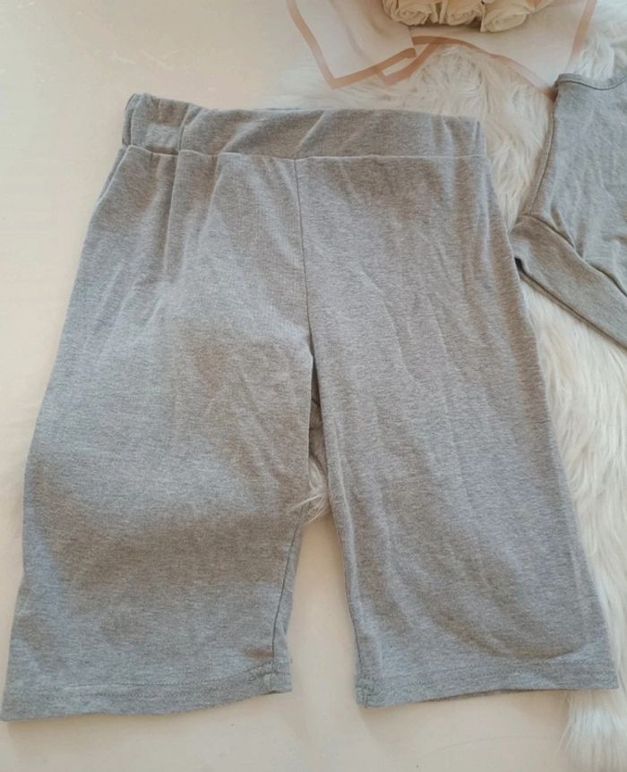 Ensemble de sport short et brassière femme - photo numéro 3