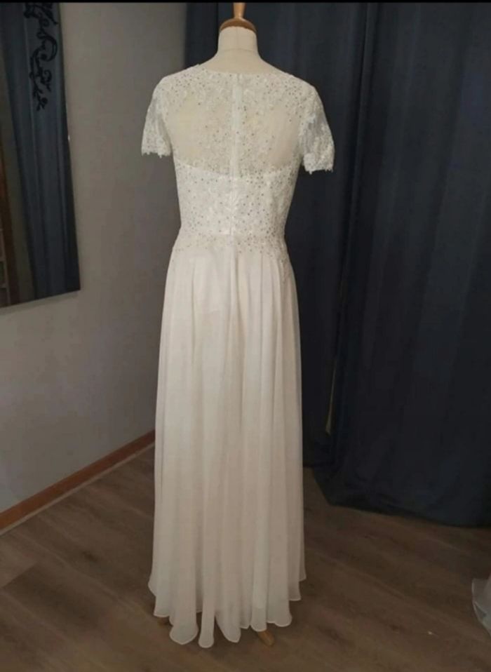 Robe de mariée - photo numéro 2