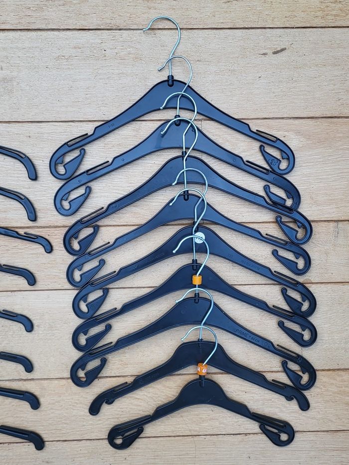 Lot de 17 cintres enfant - photo numéro 3