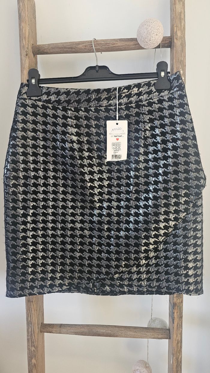 Jupe neuve Naf Naf taille 38 M pour les fêtes - photo numéro 2