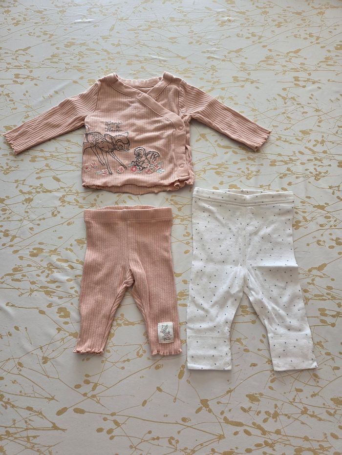 Lot vêtements bébé fille 1 mois - Très bon état - photo numéro 7