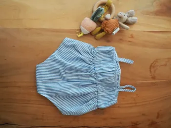 Combi short pour fille 6-9 mois