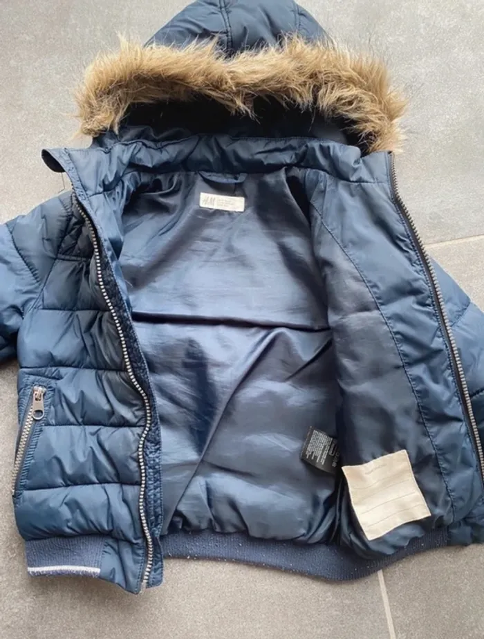Doudoune bleue H&M 5 ans - photo numéro 2