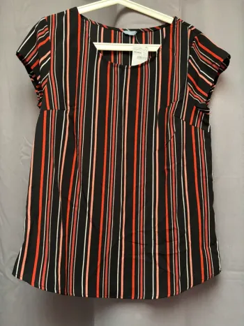 Haut taille 40, teeshirt léger neuf, tee-shirts, tee-shirt