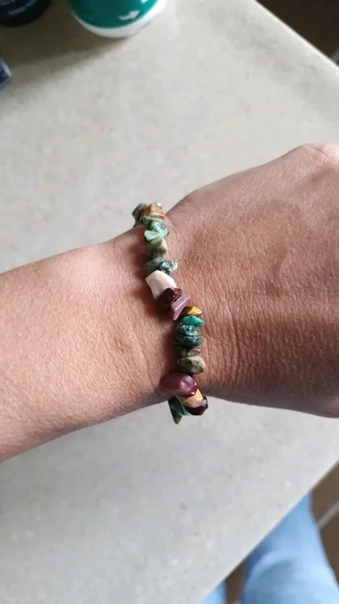Bracelet en "ships" pierre de bien être - photo numéro 2