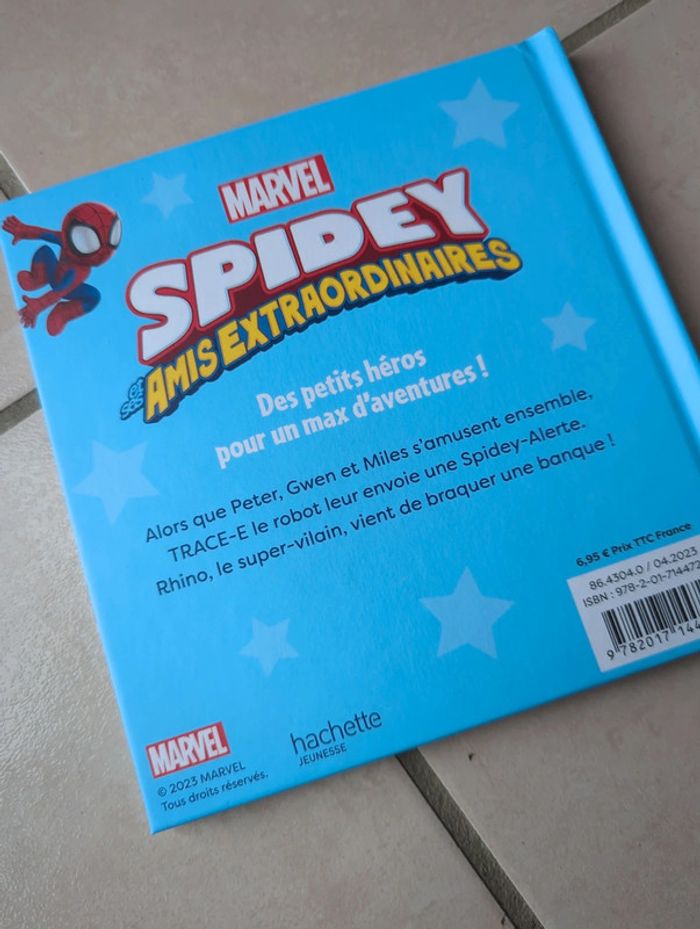 Livre spidey - photo numéro 2