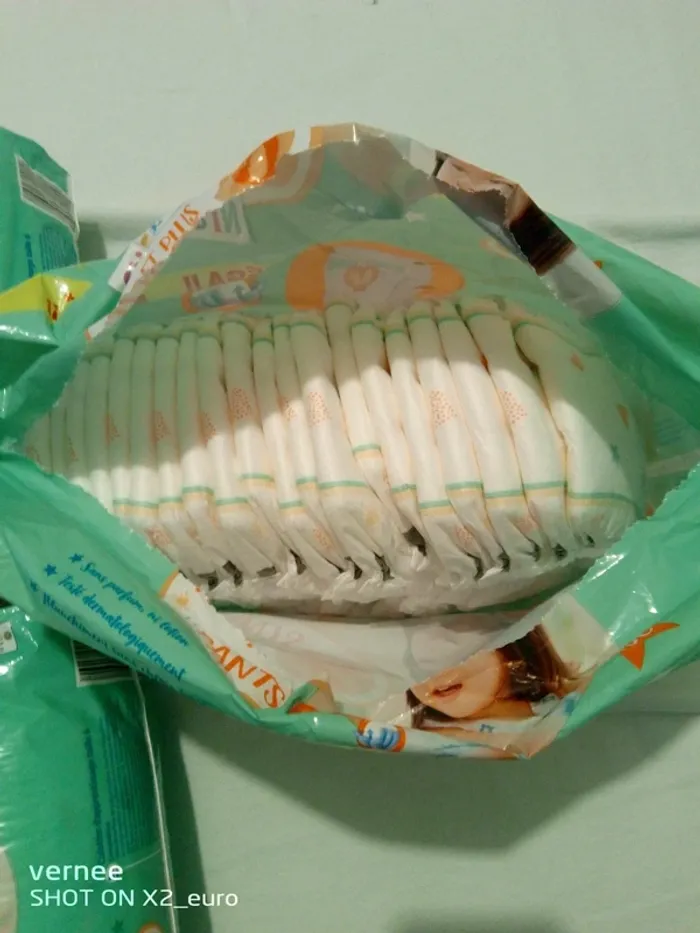 Lot de 3 paquets de couches culottes culottes - photo numéro 2