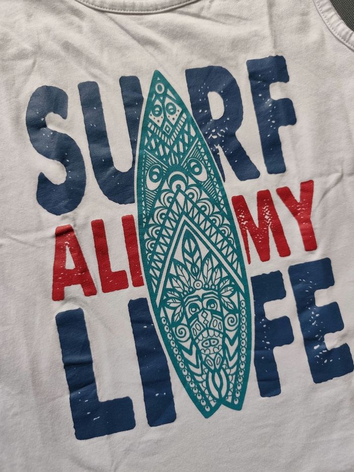 Débardeur motif surf 🎮 Taille 10 ans - photo numéro 2