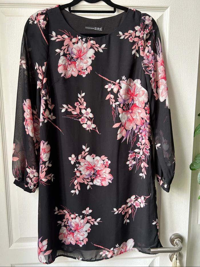 robe/tunique fleurie, motifs floraux roses taille 36 - photo numéro 9