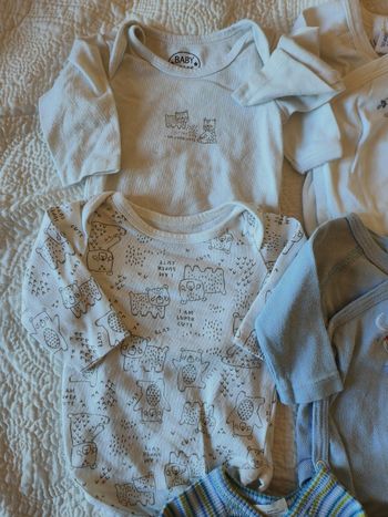 Lot de 8 bodies manches longues bébé garçon taille naissance