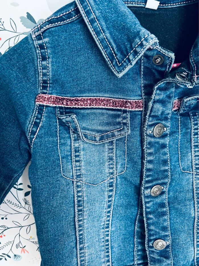 Jolie veste en jean fille détail brillant taille 12-18mois - photo numéro 2