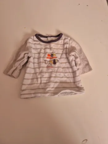 T-shirt à manches longues 1 mois