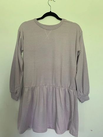 Robe violette, manche longue