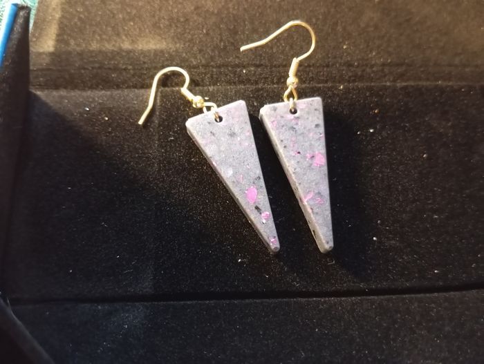 Boucles d'oreilles petit triangle