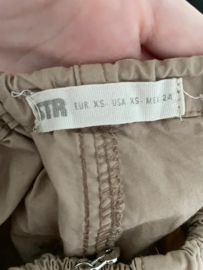 Pantalon parachute beige stradivarius y2k - photo numéro 3