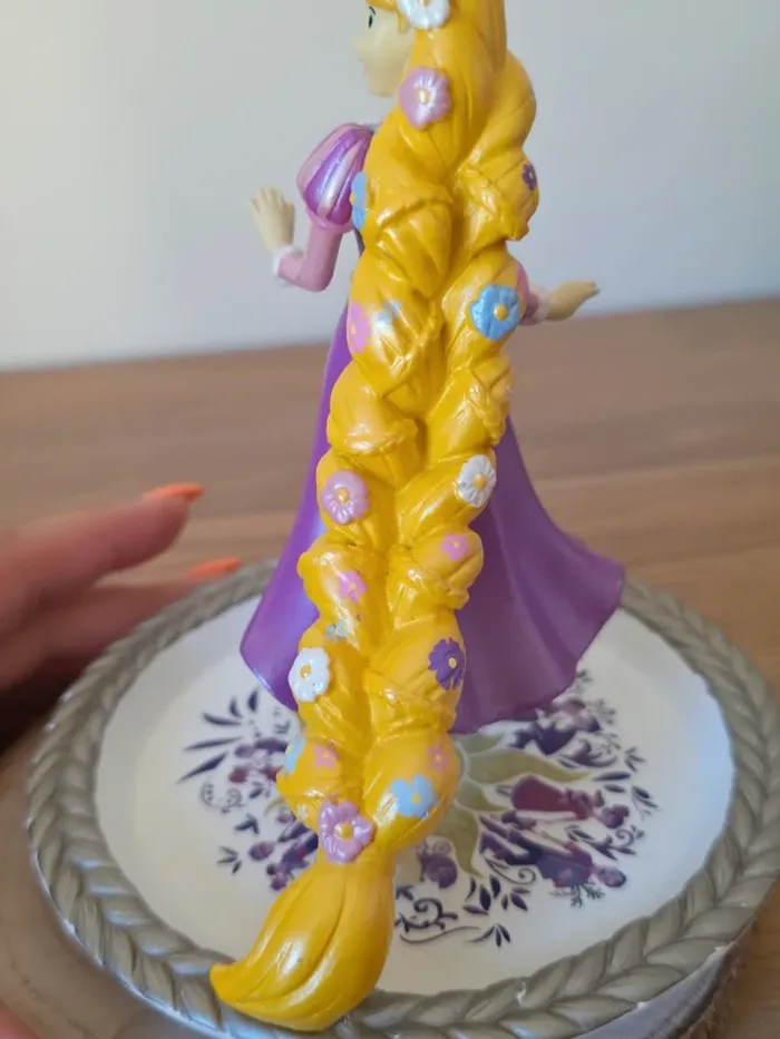 Raiponce figure anniversaire 10 ans disney japon - photo numéro 14