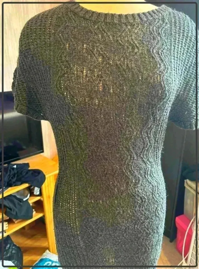 Robe  pull  taille 40 - photo numéro 4