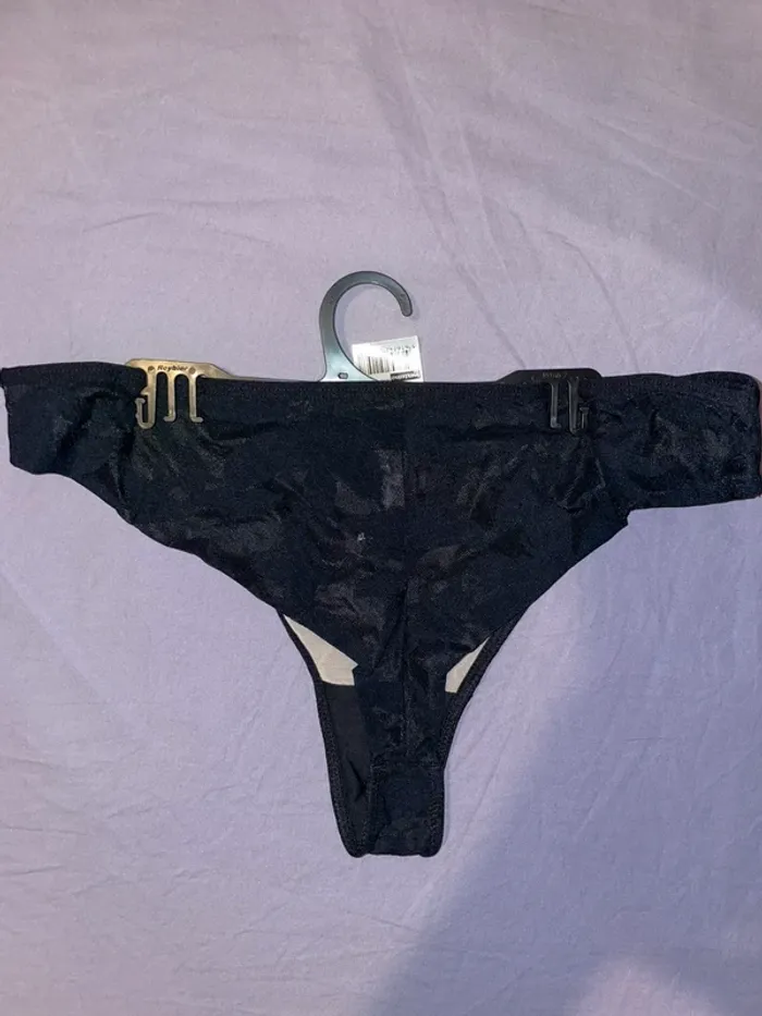 Tanga neuf - photo numéro 2
