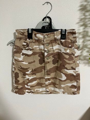 Très belle jupe en jean  pour femme 