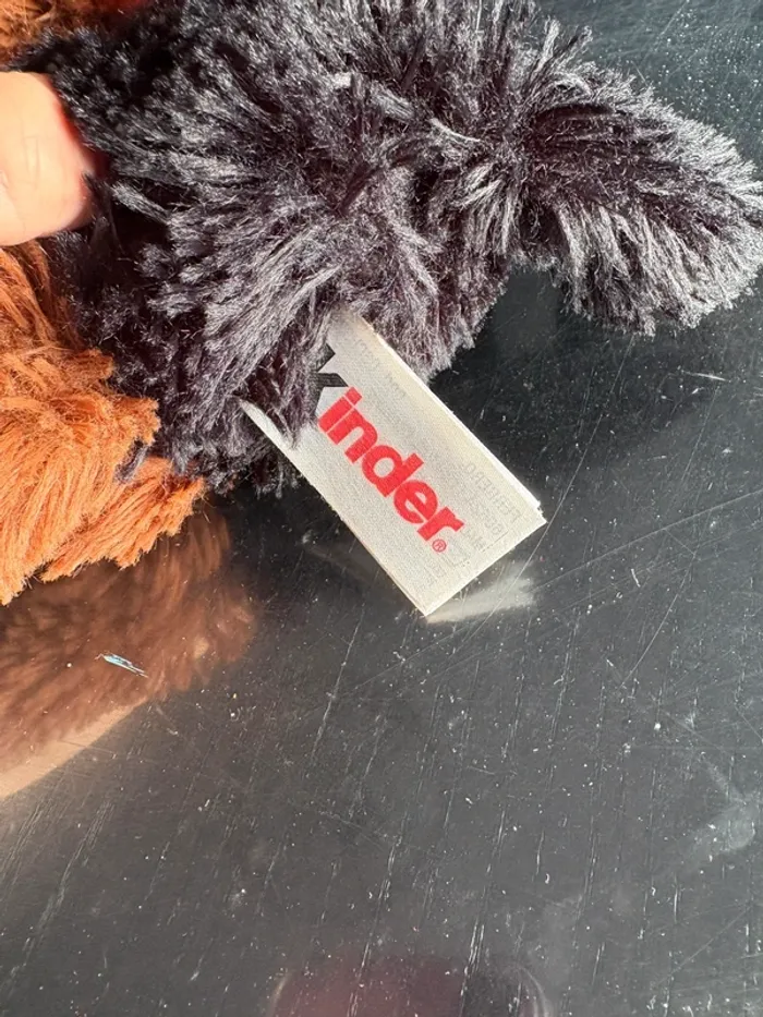 Peluche chien kinder - photo numéro 2