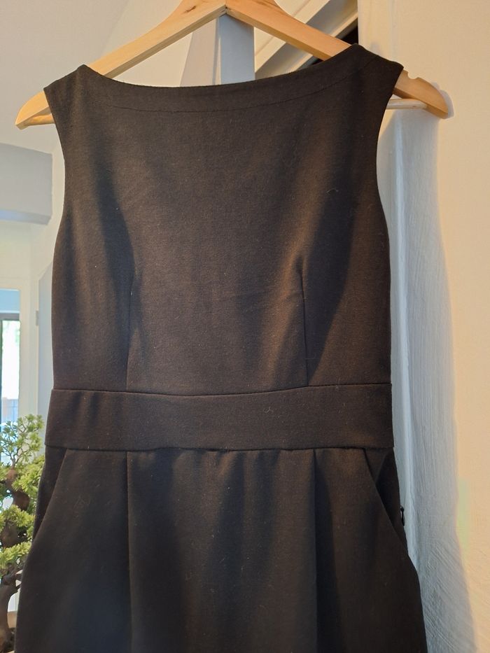 Robe noir - photo numéro 2