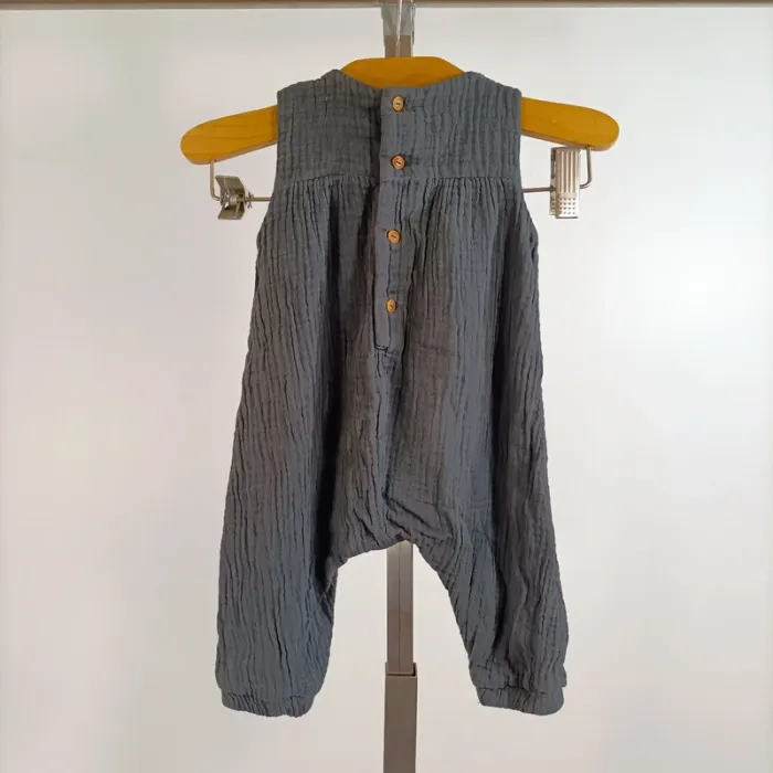 Combinaison bébé gaze de coton Zara 1/3 mois gris anthracite unisexe – boutons bois A1286 - photo numéro 4