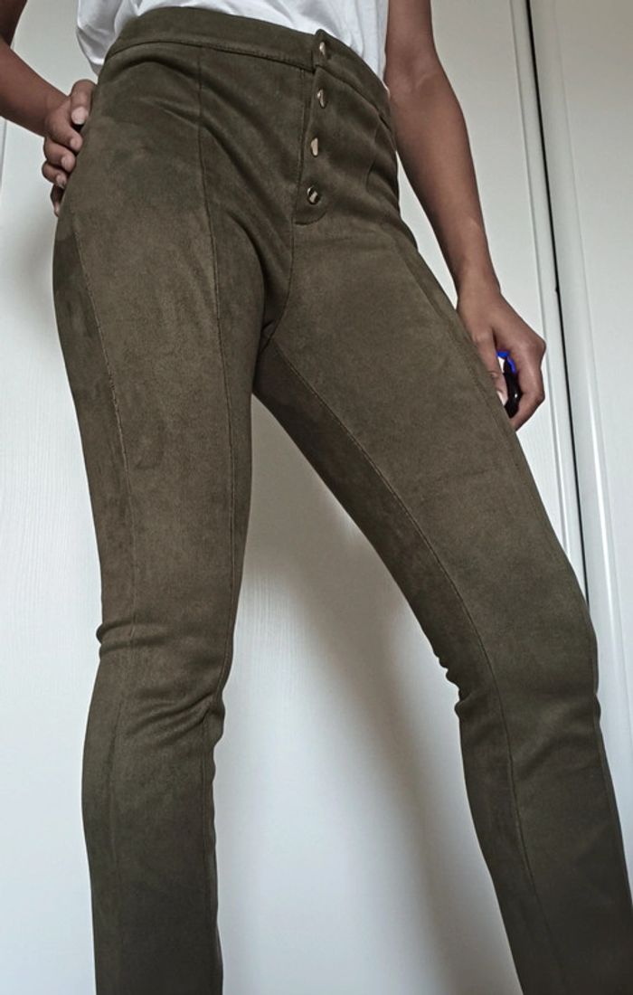 Pantalon kaki Kiabi T38 - photo numéro 2