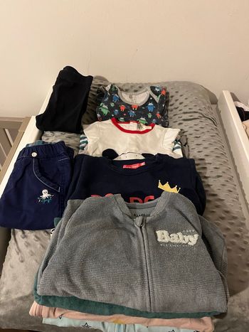 Lots vêtements 12mois 