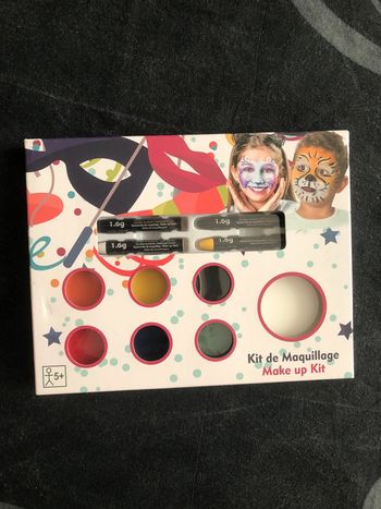 Palette de masuillage neuve