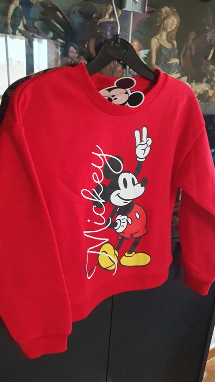 Sweat Disney Mickey taille 7-8 ans - photo numéro 2