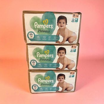 Lot de 3 pack de 44 (donc 132) couches Pampers Harmonie [taille 3 : 6 à 10 kg]