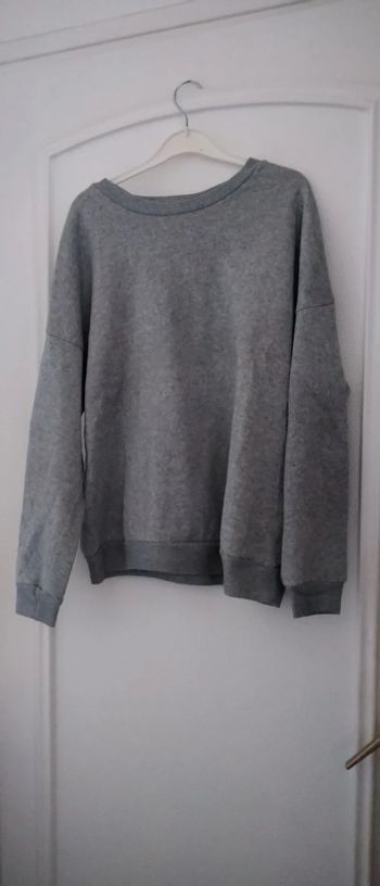 Sweat avec laçage au dos gris femme L