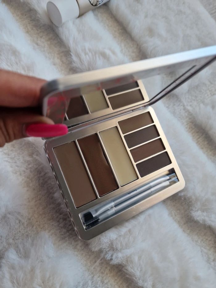 Brow zings Pro Palette Benefit