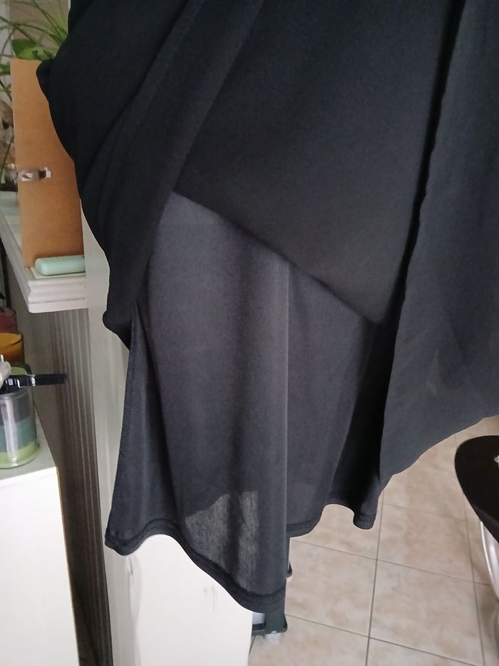 Robe voilage T40. - photo numéro 3