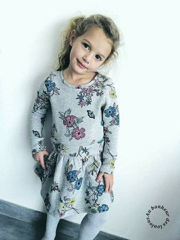 5 ans robe sweat intérieur doublé Kiabi ( robe en vente uniquement)