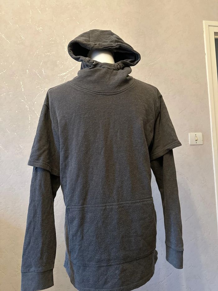 Pull à capuche