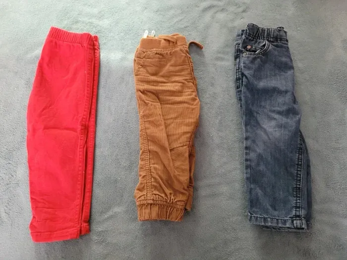 3 pantalons - photo numéro 2