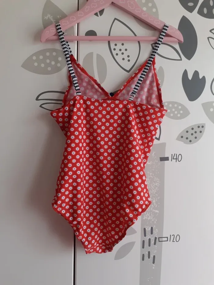 Maillot de bain rouge motifs fleurs - photo numéro 2