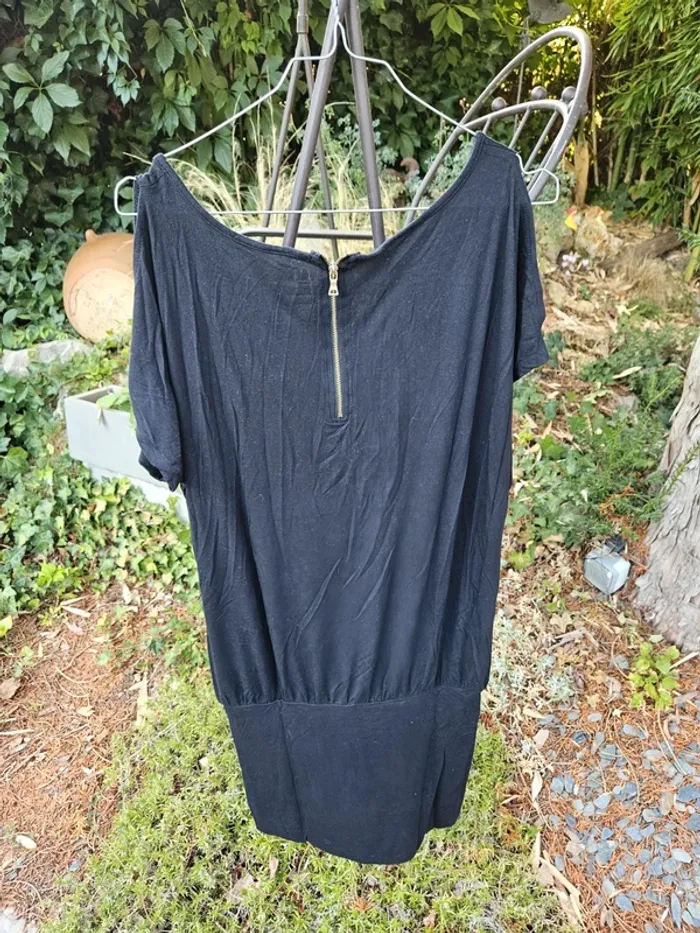 Robe/t-shirt S - photo numéro 3