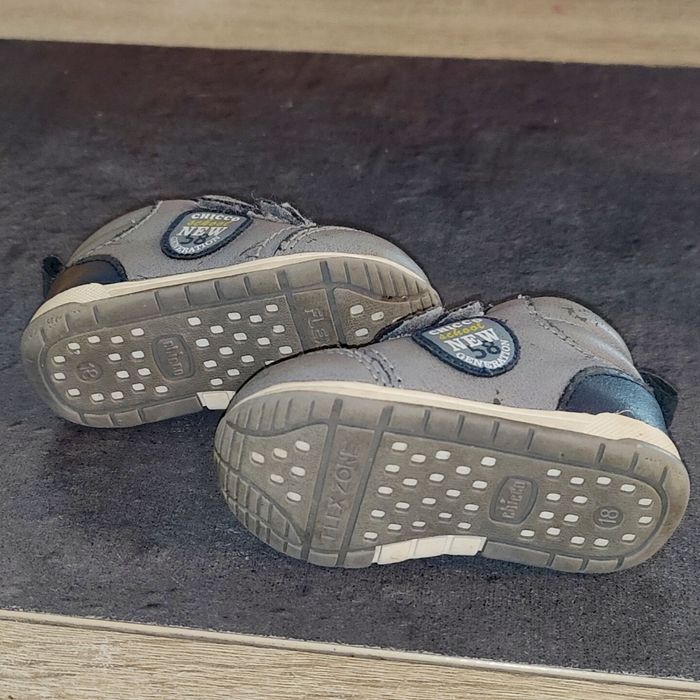 Chaussures bébé avec voûte plantaire - photo numéro 4