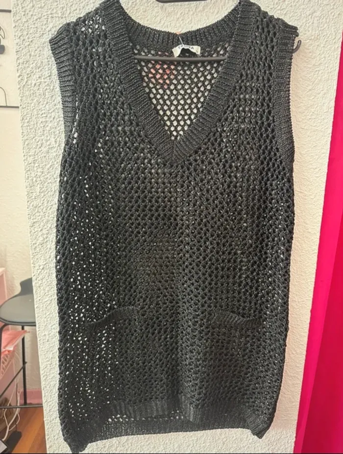 Robe de plage en crochet noir à paillettes