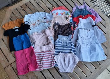 Lot de 20 vêtements pour fille 6 mois été, lot 1