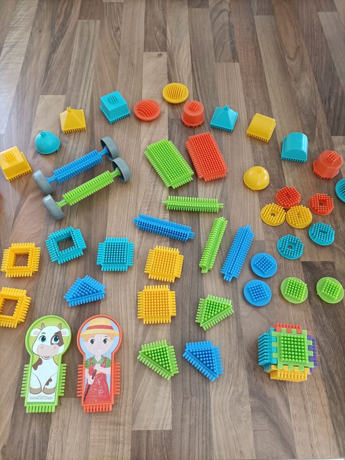Jeu de construction à clipser Bloko jouets bébé - photo numéro 2