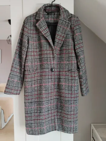 Manteau droit de ville en laine