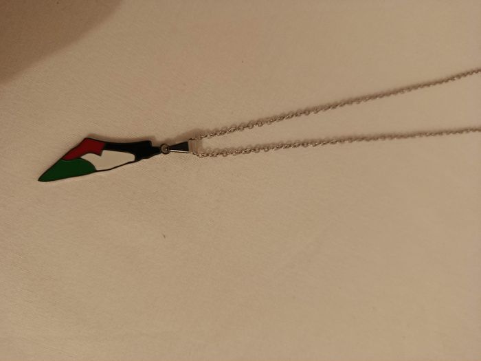 Collier P - photo numéro 2