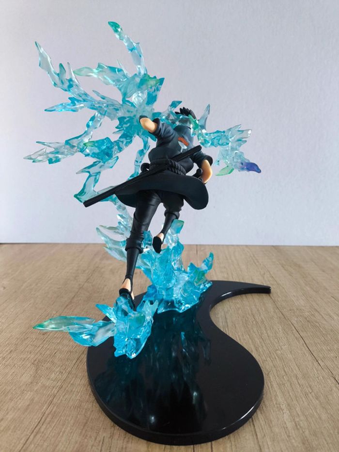 Naruto Figuarts Zero Sasuke Uchiha Bandai 21CM - photo numéro 5